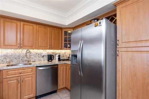 Copropriété à vendre à Hallandale Beach, Floride: 1 chambre, 83.24 m2 № 2067900 - photo 12