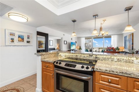Copropriété à vendre à Hallandale Beach, Floride: 1 chambre, 83.24 m2 № 2067900 - photo 14