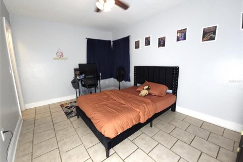 House in PORT ST LUCIE in Saint Lucie, Florida 3 bedrooms, 154.03 sq.m. № 1916824 - photo 14