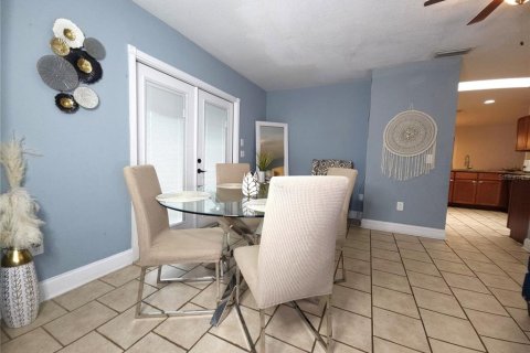 House in PORT ST LUCIE in Saint Lucie, Florida 3 bedrooms, 154.03 sq.m. № 1916824 - photo 7
