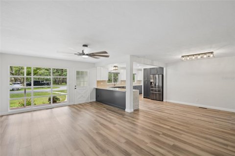 Купить виллу или дом в Деланд, Флорида 9 комнат, 167.97м2, № 2232581 - фото 9