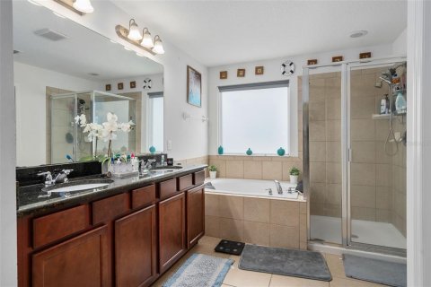 Villa ou maison à vendre à Kissimmee, Floride: 3 chambres, 214.33 m2 № 2410382 - photo 24