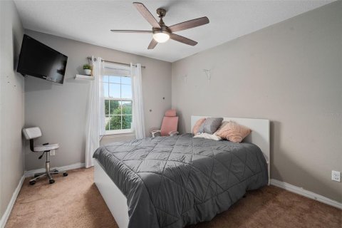 Villa ou maison à vendre à Kissimmee, Floride: 3 chambres, 214.33 m2 № 2410382 - photo 16