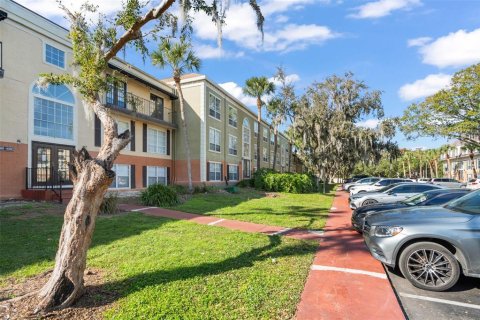 Condo in Orlando, Florida, 2 bedrooms  № 1839856 - photo 26