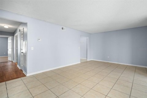 Condo in Orlando, Florida, 2 bedrooms  № 1839856 - photo 6
