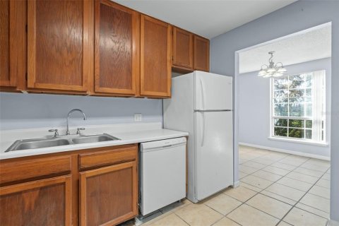 Condo in Orlando, Florida, 2 bedrooms  № 1839856 - photo 13