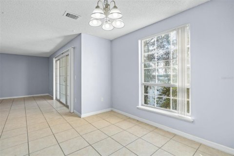 Condo in Orlando, Florida, 2 bedrooms  № 1839856 - photo 9