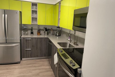 Condominio en alquiler en Aventura, Florida, 2 dormitorios, 98.66 m2 № 1892401 - foto 2