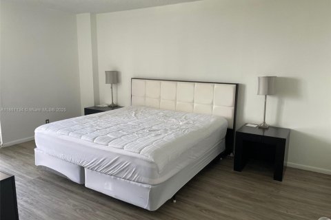Condominio en alquiler en Aventura, Florida, 2 dormitorios, 98.66 m2 № 1892401 - foto 5