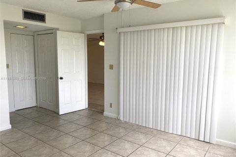 Снять в аренду кондоминиум в Помпано-Бич, Флорида 2 спальни, 102.19м2, № 2004764 - фото 18