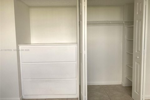 Снять в аренду кондоминиум в Помпано-Бич, Флорида 2 спальни, 102.19м2, № 2004764 - фото 14