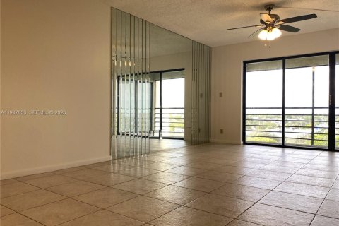 Снять в аренду кондоминиум в Помпано-Бич, Флорида 2 спальни, 102.19м2, № 2004764 - фото 9