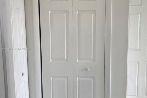 Снять в аренду кондоминиум в Помпано-Бич, Флорида 2 спальни, 102.19м2, № 2004764 - фото 20