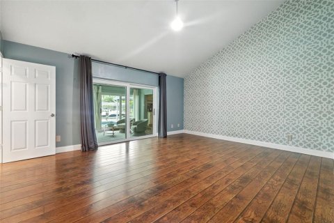 House in Tampa, Florida 3 bedrooms, 229.38 sq.m. № 1898576 - photo 23
