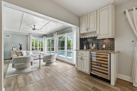 House in Tampa, Florida 3 bedrooms, 229.38 sq.m. № 1898576 - photo 20