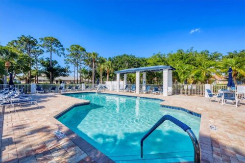 Condo in Venice, Florida, 2 bedrooms  № 1661829 - photo 29