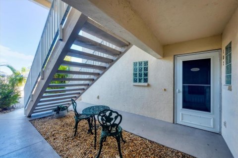 Condo in Venice, Florida, 2 bedrooms  № 1661829 - photo 5