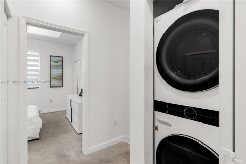 Touwnhouse à vendre à Homestead, Floride: 3 chambres, 123.37 m2 № 1962775 - photo 15