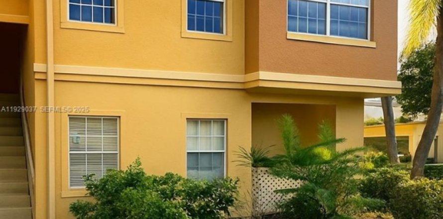 Condo à Hialeah, Floride, 1 chambre № 1987443