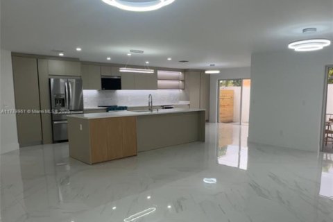 Купить виллу или дом в Майами, Флорида 4 спальни, 187.29м2, № 1708035 - фото 6