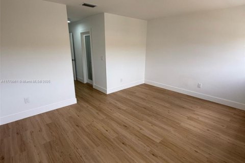 Купить виллу или дом в Майами, Флорида 4 спальни, 187.29м2, № 1708035 - фото 20