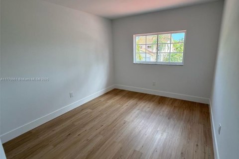 Купить виллу или дом в Майами, Флорида 4 спальни, 187.29м2, № 1708035 - фото 22