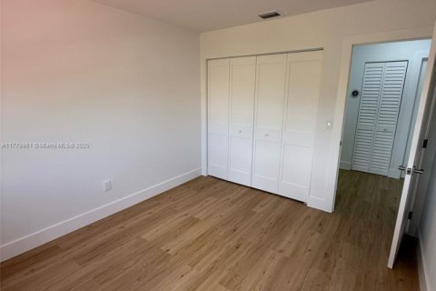 Купить виллу или дом в Майами, Флорида 4 спальни, 187.29м2, № 1708035 - фото 25