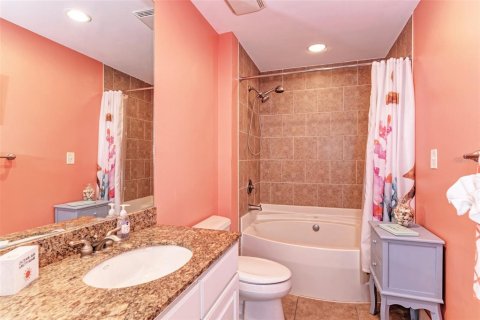 Copropriété à louer à Bradenton, Floride: 2 chambres, 142.6 m2 № 1634502 - photo 24