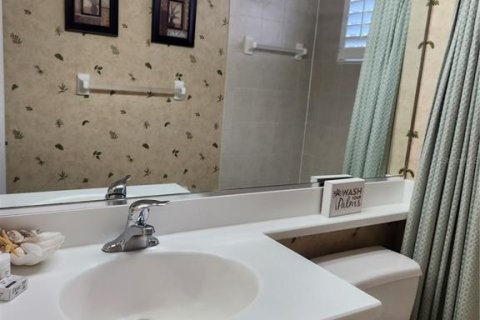 Villa ou maison à louer à Bradenton, Floride: 3 chambres, 201.97 m2 № 1769336 - photo 27