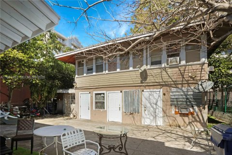 Immobilier commercial à vendre à Miami, Floride: 352.01 m2 № 2081371 - photo 9