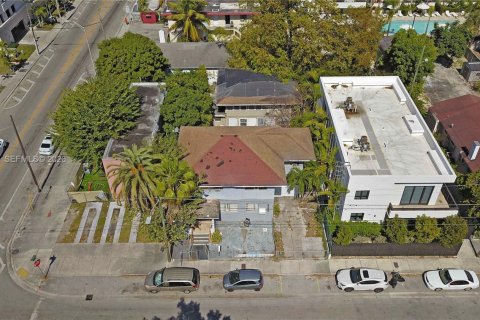 Immobilier commercial à vendre à Miami, Floride: 352.01 m2 № 2081371 - photo 19