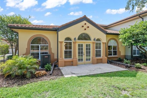 Condo in Lady Lake, Florida, 2 bedrooms  № 2157556 - photo 24
