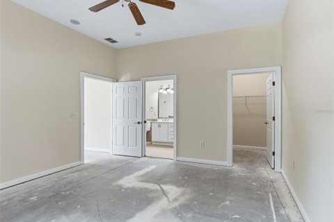 Condo in Lady Lake, Florida, 2 bedrooms  № 2157556 - photo 19