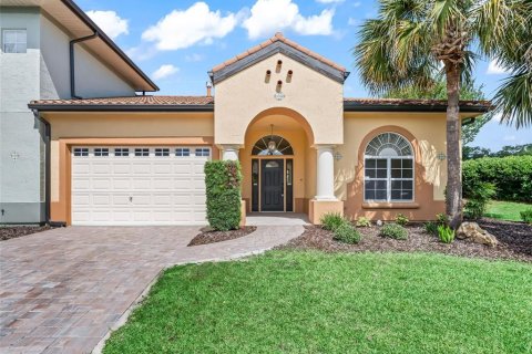 Condo in Lady Lake, Florida, 2 bedrooms  № 2157556