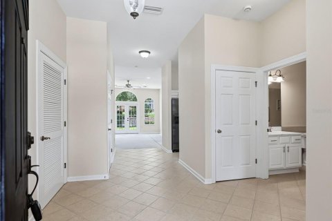Condo in Lady Lake, Florida, 2 bedrooms  № 2157556 - photo 15