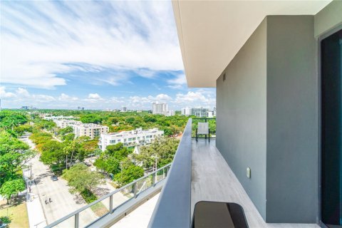 Condo in Miami, Florida, 1 bedroom  № 2081084 - photo 19