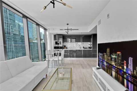 Condo in Miami, Florida, 1 bedroom  № 2081084 - photo 8