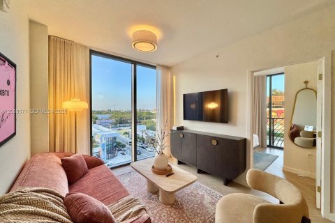 Copropriété à louer à Miami, Floride: 2 chambres, 74.69 m2 № 2338677 - photo 3