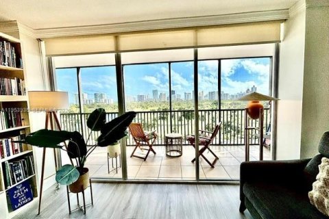 Copropriété à vendre à Aventura, Floride: 2 chambres, 121.98 m2 № 2009521 - photo 2