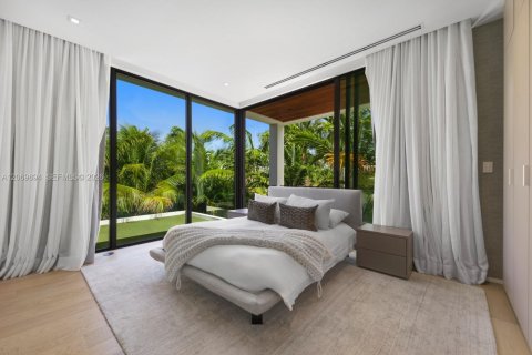 Villa ou maison à vendre à Miami Beach, Floride: 6 chambres, 426.42 m2 № 2300412 - photo 29