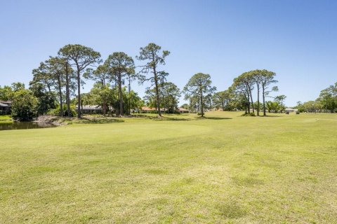House in Sarasota, Florida 3 bedrooms, 149.02 sq.m. № 1773023 - photo 30