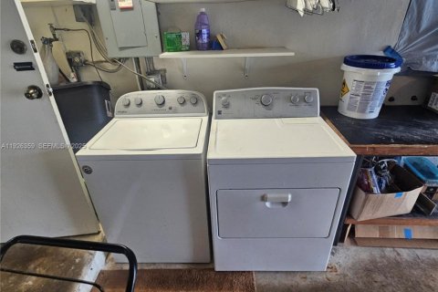 Casa en alquiler en Sunrise, Florida, 3 dormitorios, 109.53 m2 № 1986505 - foto 29