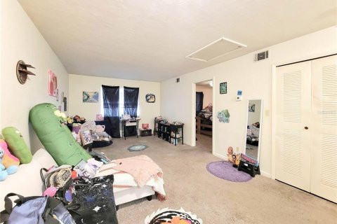 Condominio en venta en Gainesville, Florida, 2 dormitorios, 81.2 m2 № 1718000 - foto 12