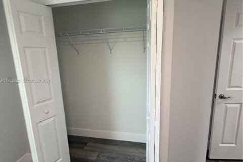 Casa en venta en Ocala, Florida, 3 dormitorios, 117.43 m2 № 2010753 - foto 21