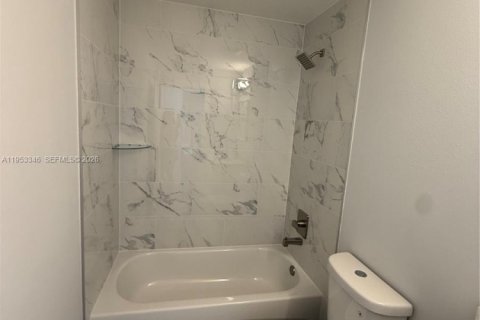 Casa en venta en Ocala, Florida, 3 dormitorios, 117.43 m2 № 2010753 - foto 13