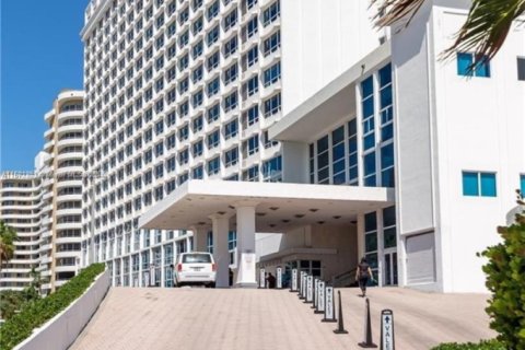 Купить кондоминиум в Майами-Бич, Флорида 37.16м2, № 1985609 - фото 1