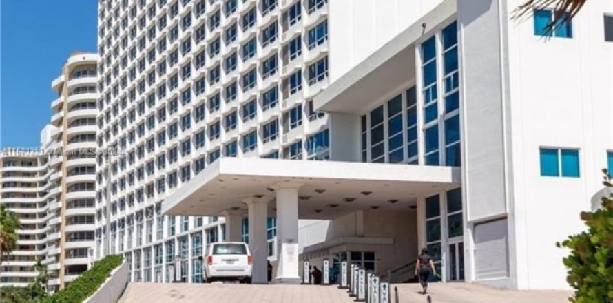 Студия в кондо в Майами-Бич, Флорида № 1985609