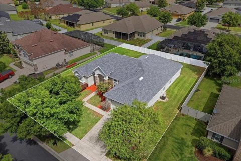 Casa en venta en Auburndale, Florida, 4 dormitorios, 225.47 m2 № 2219525 - foto 8