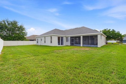 Casa en venta en Auburndale, Florida, 4 dormitorios, 225.47 m2 № 2219525 - foto 4