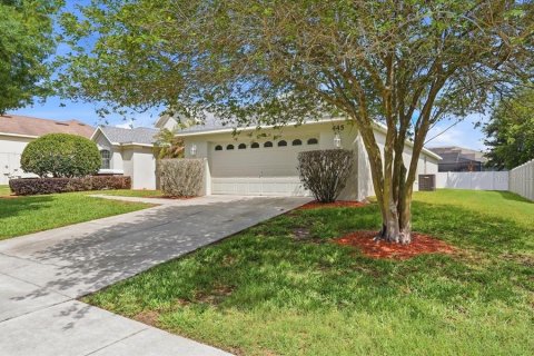 Casa en venta en Auburndale, Florida, 4 dormitorios, 225.47 m2 № 2219525 - foto 3